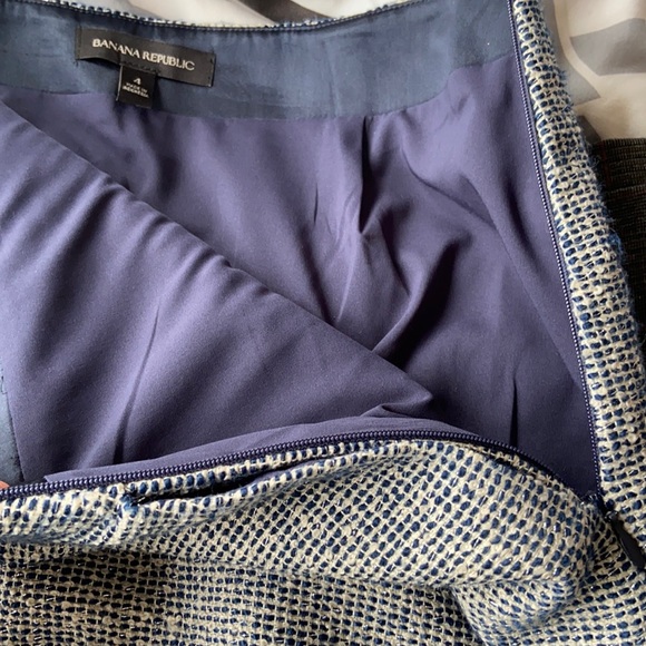 Banana Republic Tweed Mini Skirt - Picture 8 of 8
